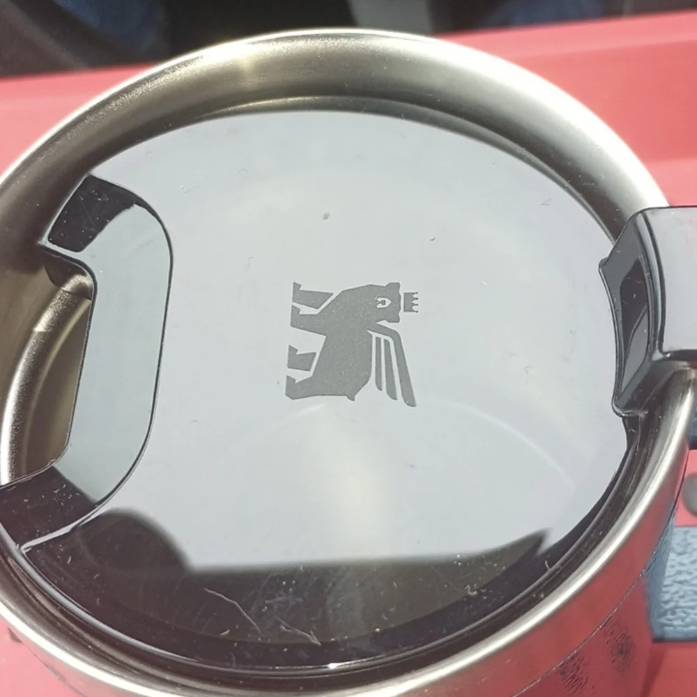 Stanley Navy Blue Insulated Travel Mug with Handle - Picture 2 of 5